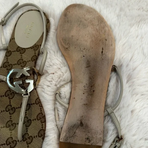 Gucci Tan and Brown Logo Sandals with heart buckle-good condition 💯 authentic - Picture 3 of 4